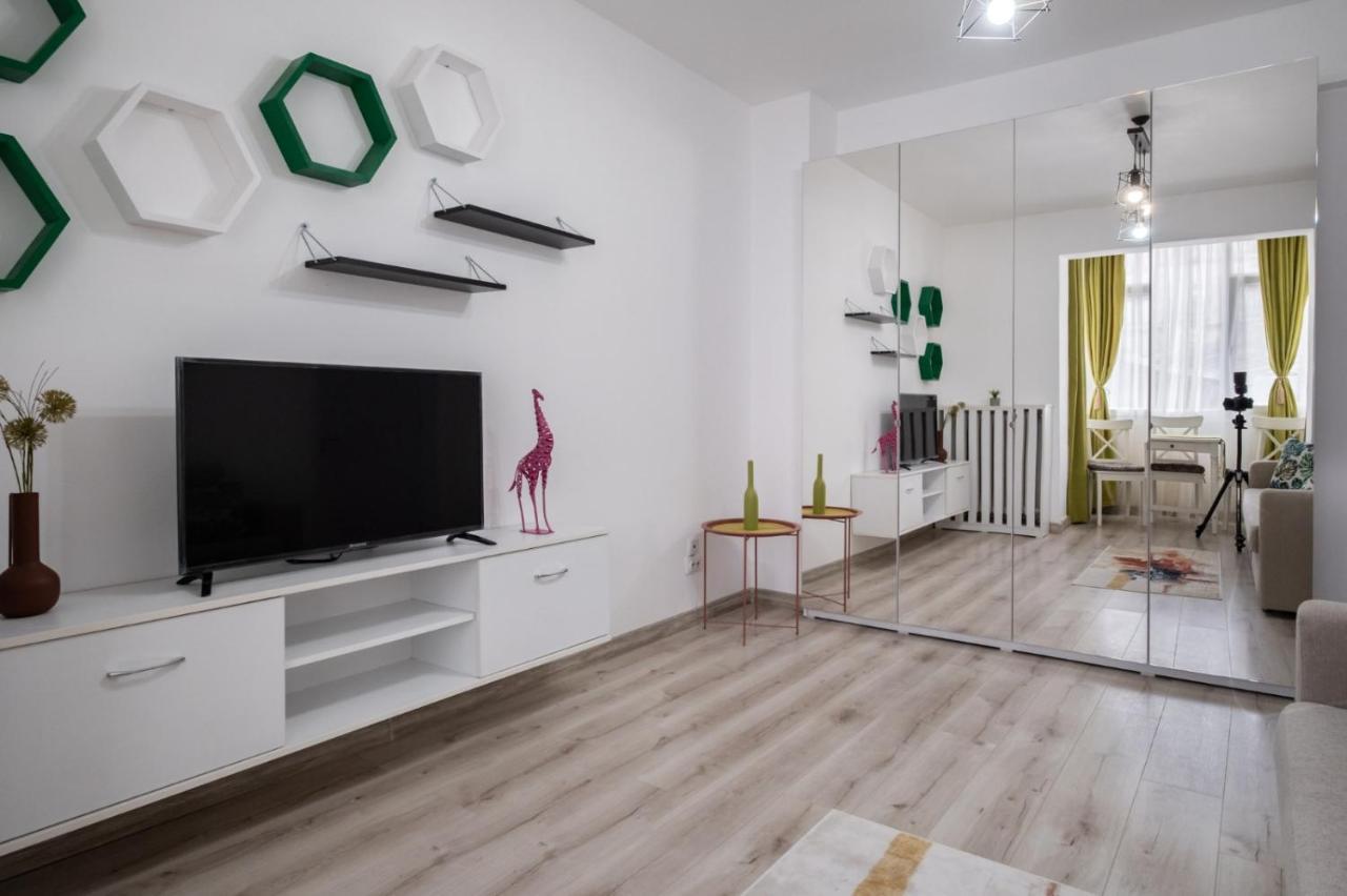 Laroka House Cosy And Modern Apartment Universitate-City Centre Bükreş Dış mekan fotoğraf
